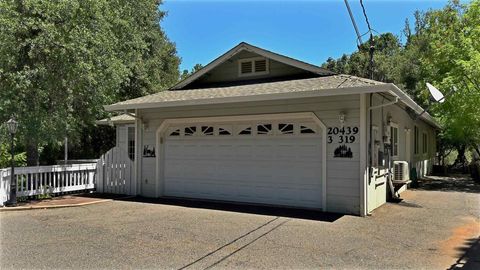 A home in Groveland