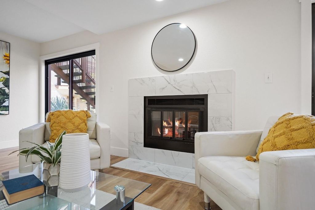 Photo of 4159 El Camino Way #B, Palo Alto, CA 94306 (MLS # ML82038432)