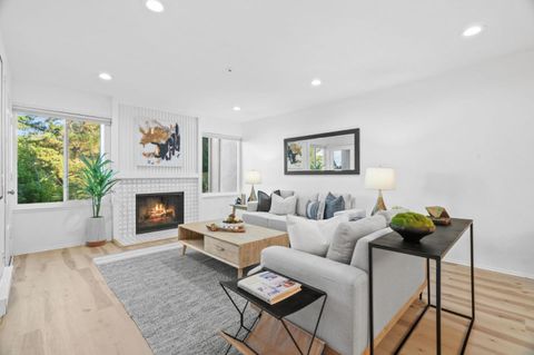 Photo of 4000 Farm Hill Boulevard #204, Redwood City, CA 94061 (MLS # ML82028856)