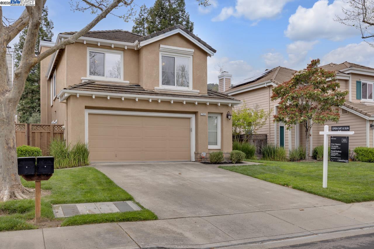 2540 Tapestry Way