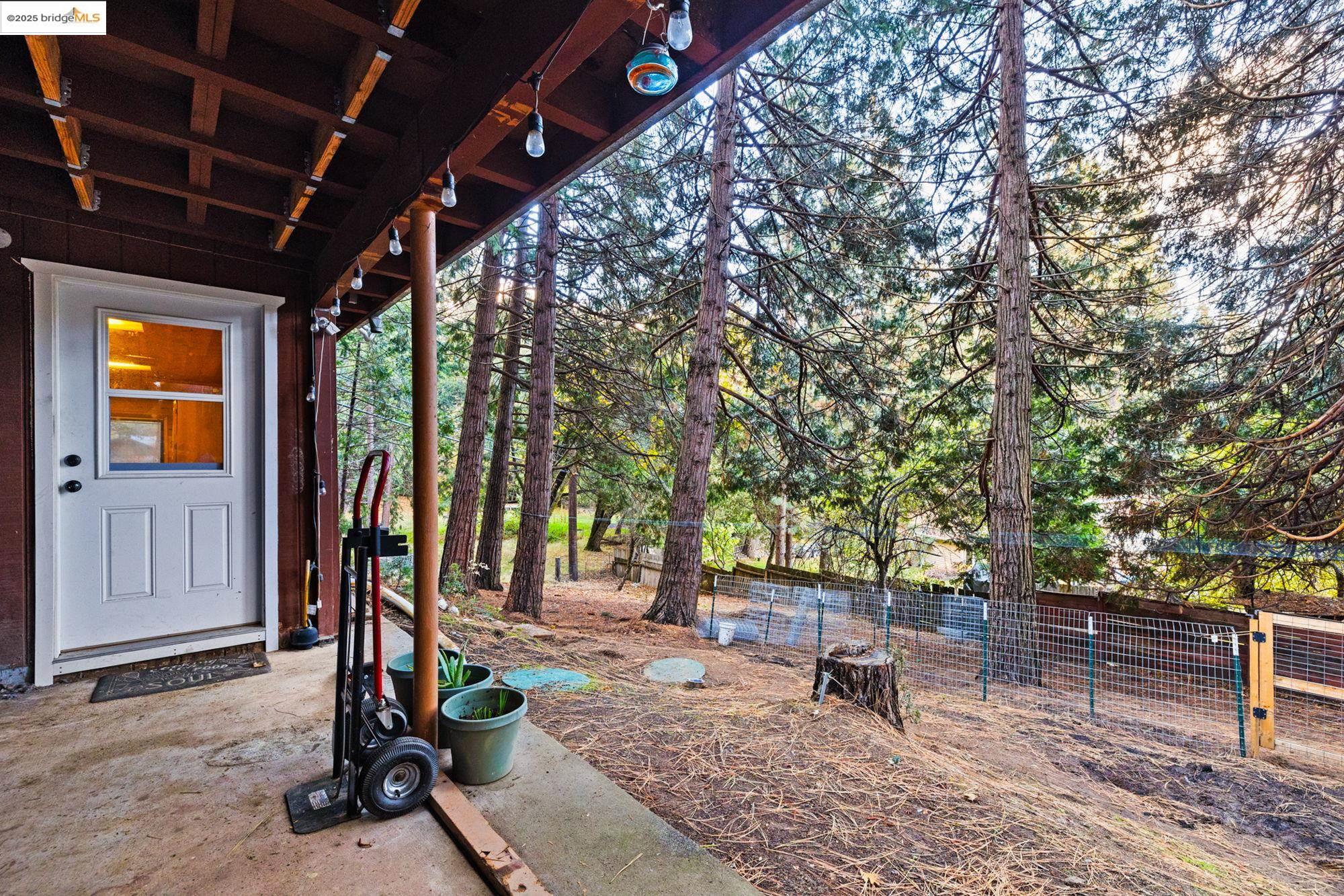 Twain Harte, California 95383, United States, 4 Bedrooms Bedrooms, ,3 BathroomsBathrooms,Residential,Active,240283