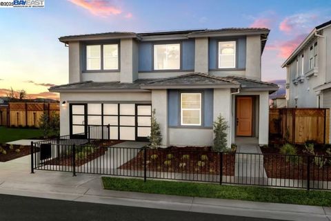 1674 S Corinthian Way Mountain House CA 95391