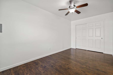 1015 S A ST — listing photo 10