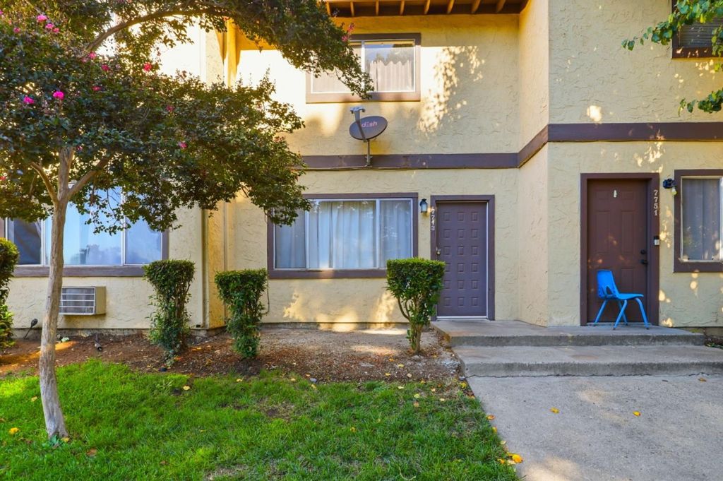 Photo of 7743 Chestnut Street, Gilroy, CA 95020 (MLS # ML82026154)