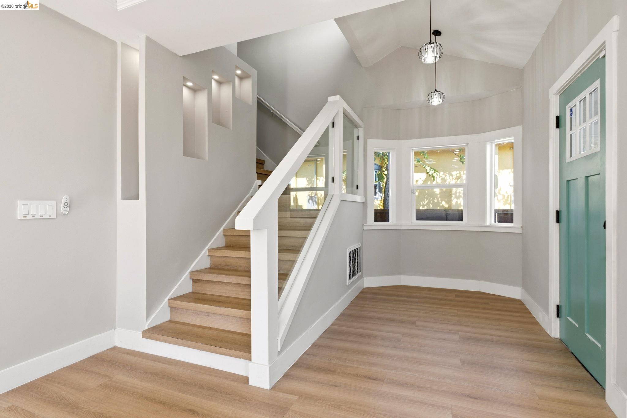 2707 Monticello Ave