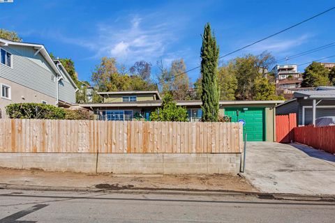 A home in San Leandro