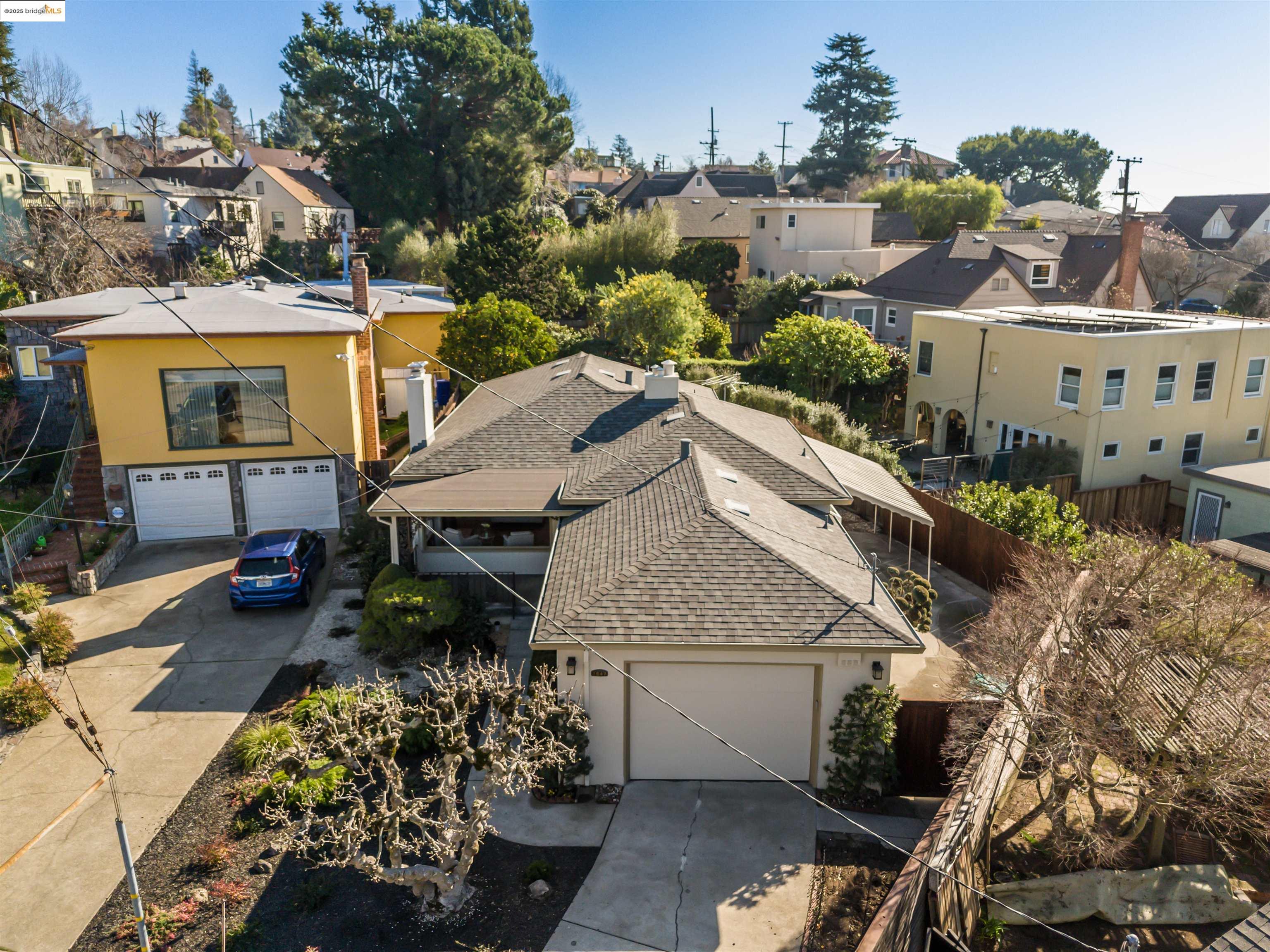 Oakland, California 94619, United States, 3 Bedrooms Bedrooms, ,1 BathroomBathrooms,Residential,Pending,15497