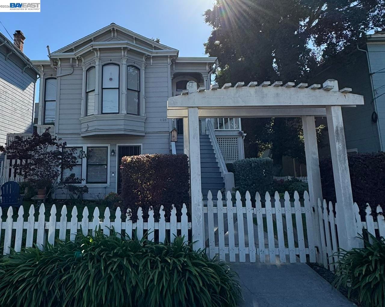 1620 Santa Clara Ave