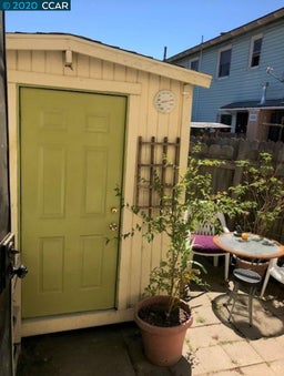 Listing photo 11