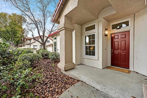 Photo of 3254 Verde Ct, Pleasanton, CA 94588 (MLS # 41119852)