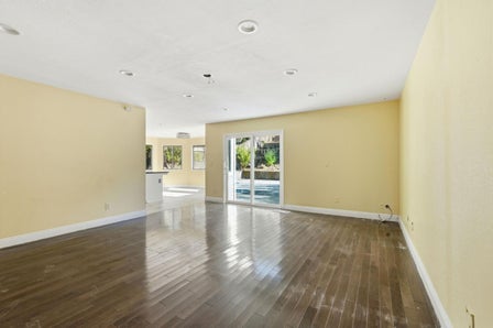 213 WELLFLEET DR — listing photo 6