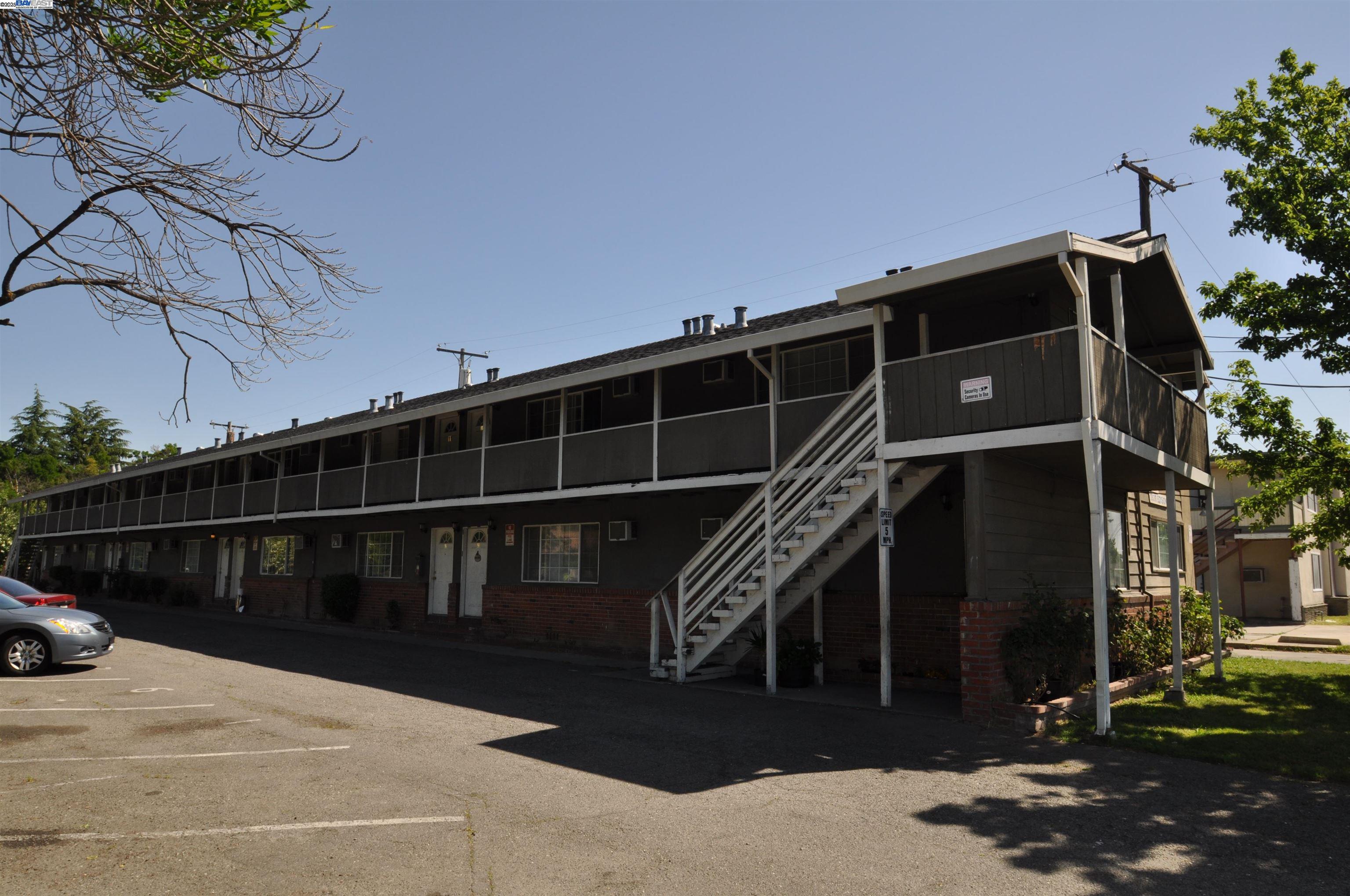 3539 Edison Ave