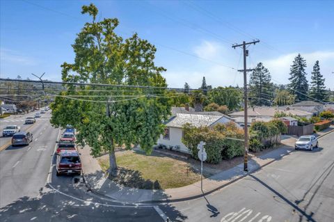 A home in Redwood City