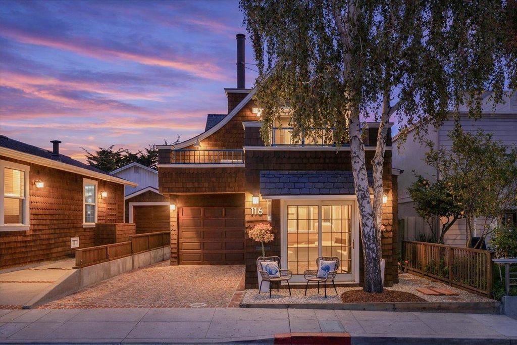 Photo of 116 Mott Avenue, Santa Cruz, CA 95062 (MLS # ML82041007)