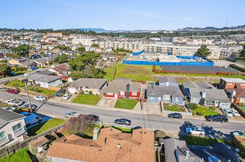 A home in Daly City