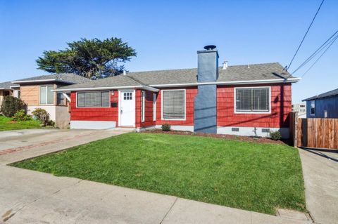 A home in Daly City