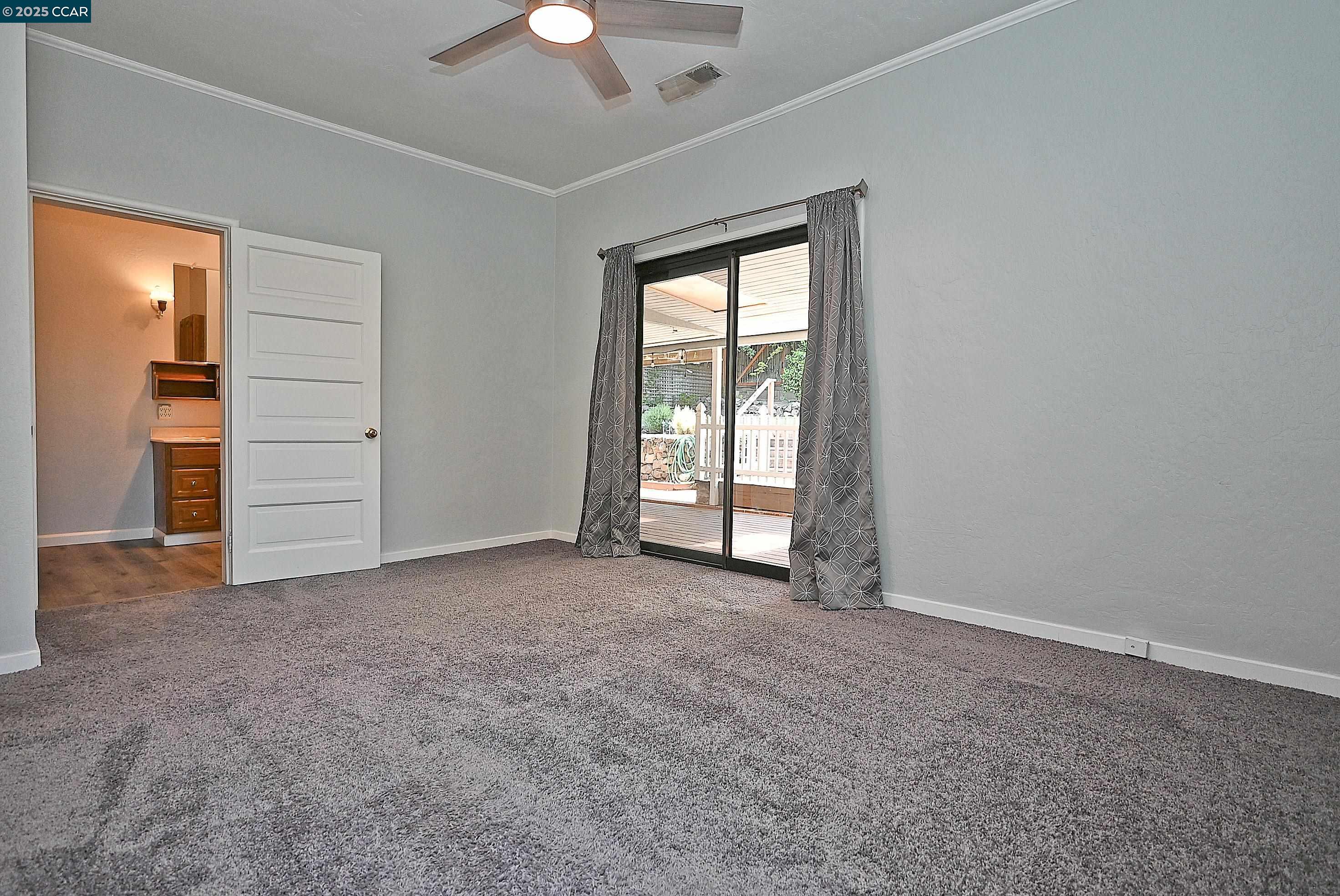 Martinez, California 94553, United States, 4 Bedrooms Bedrooms, ,3 BathroomsBathrooms,Residential,Active,170587