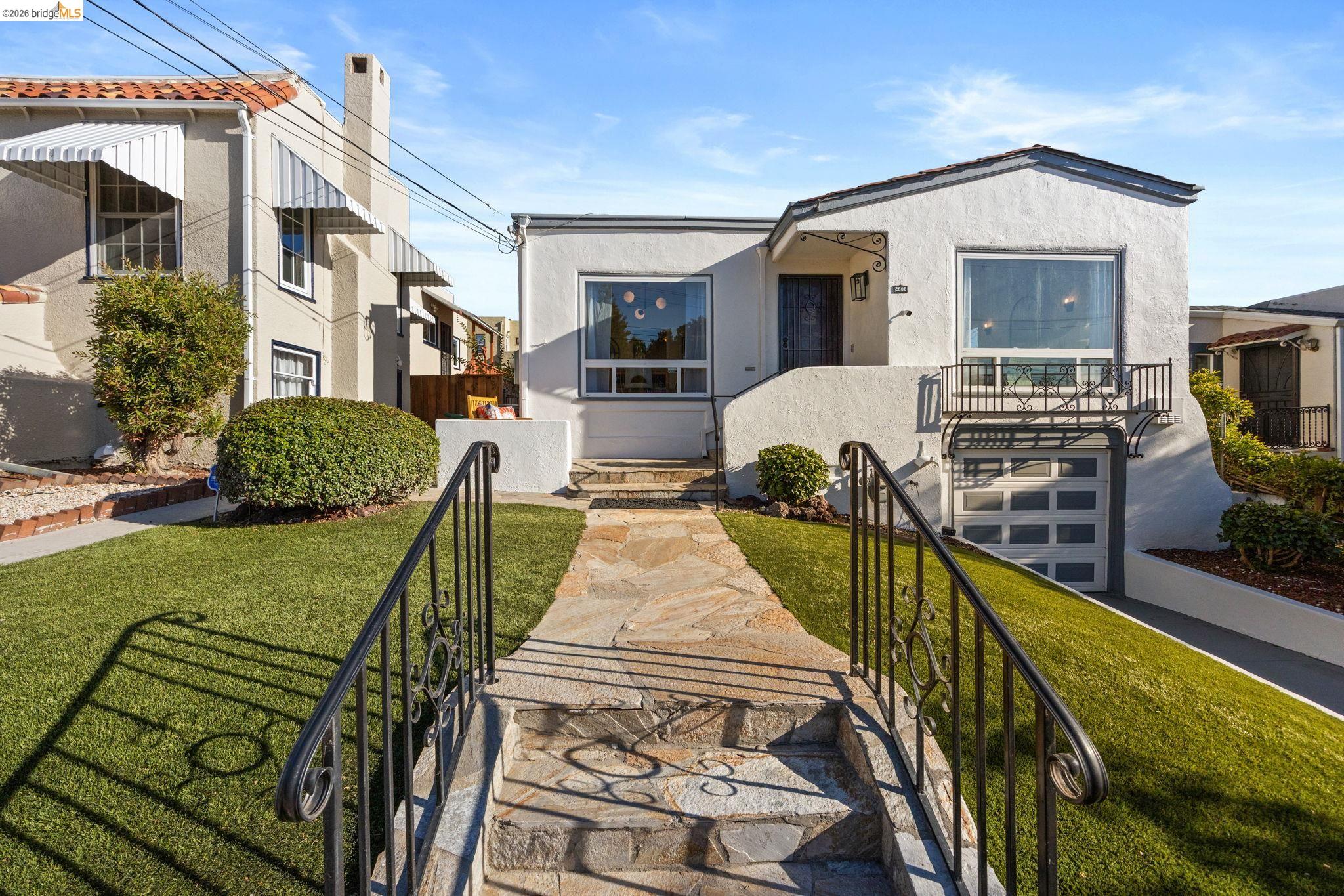 2506 Best Ave