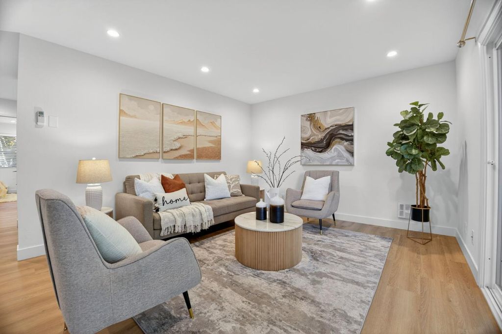 Photo of 90 Flynn Avenue #C, Mountain View, CA 94043 (MLS # ML82030570)