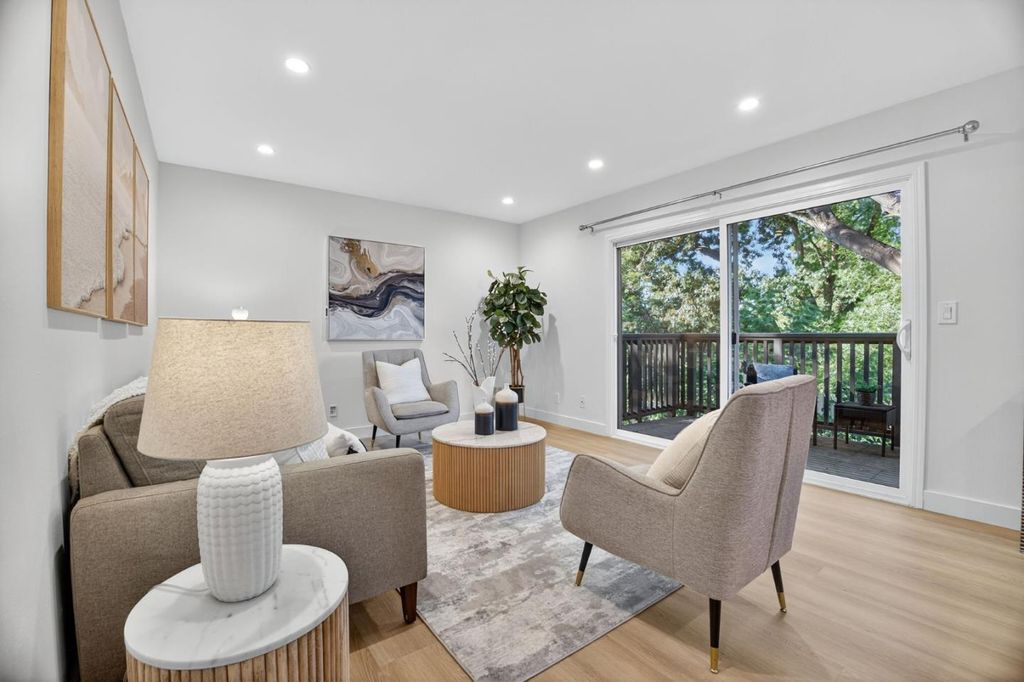 Photo of 90 Flynn Avenue #C, Mountain View, CA 94043 (MLS # ML82030570)