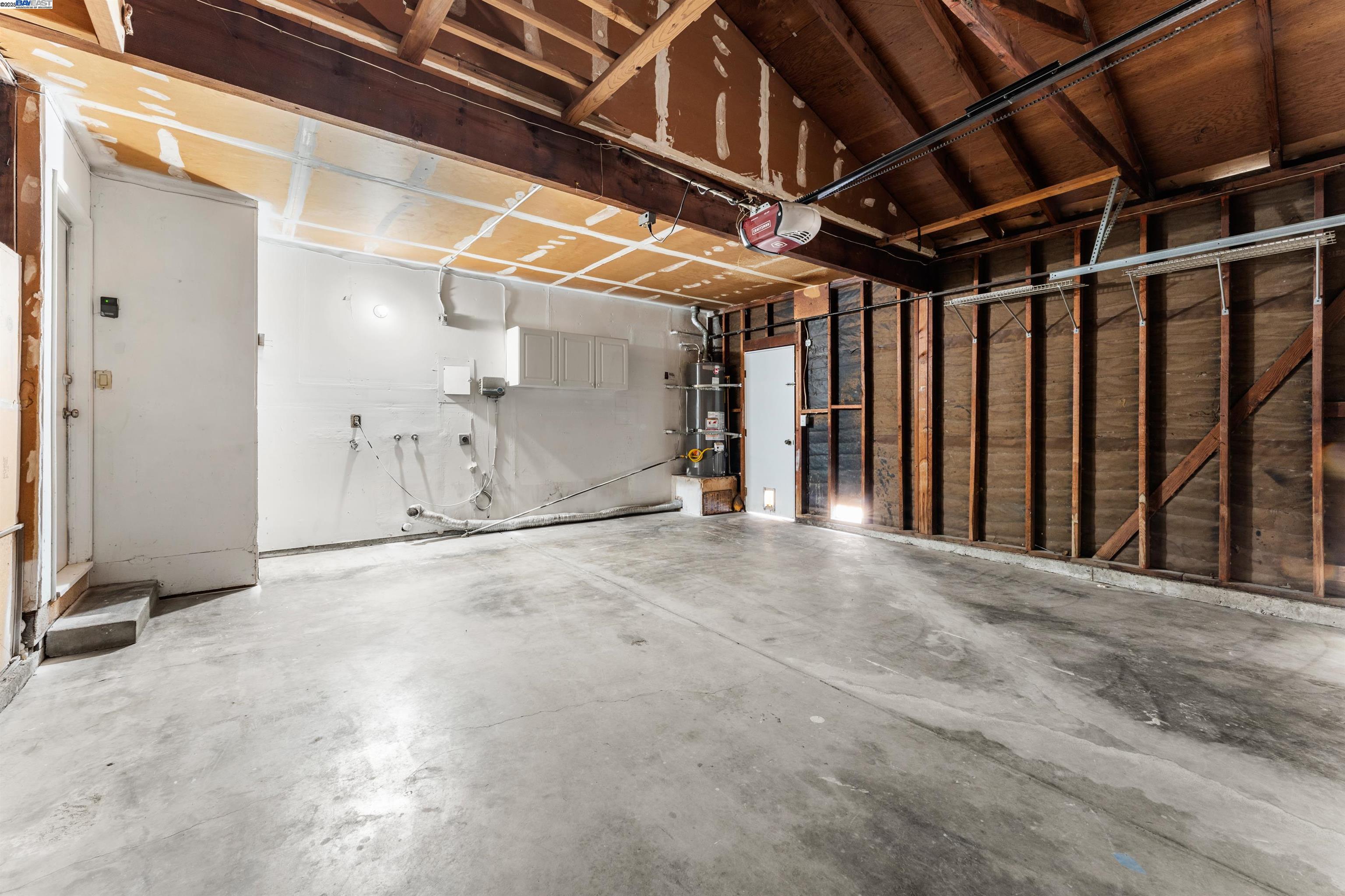 Livermore, California 94551, United States, 3 Bedrooms Bedrooms, ,2 BathroomsBathrooms,Residential,Active,103645