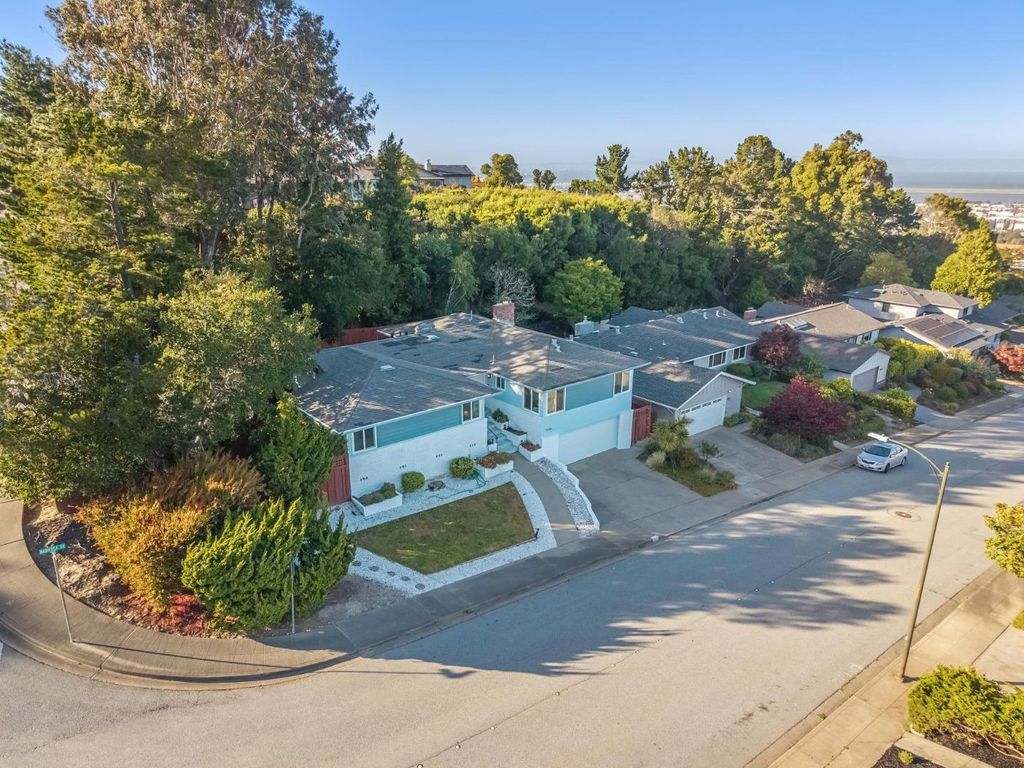 Photo of 2852 Mariposa Drive, Burlingame, CA 94010 (MLS # ML82047988)