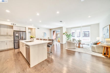 44938 FREMONT BLVD — listing photo 10