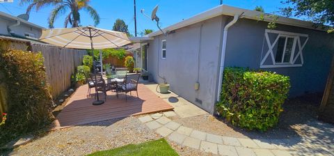 A home in San Leandro