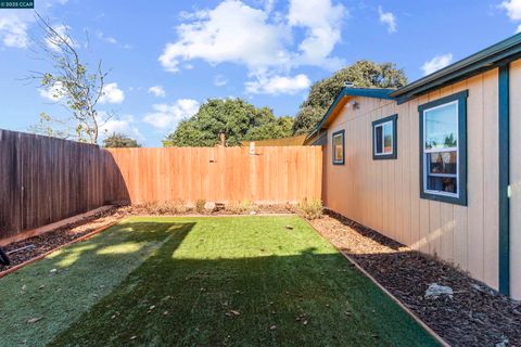 Photo of 1319 Kelsey Street, Richmond, CA 94801 (MLS # 41119065)