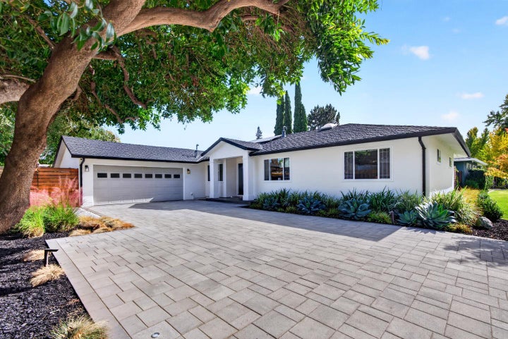 Photo 1 of 35 — 1554 Ashcroft Way, Sunnyvale, CA 94087