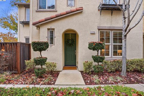 Photo of 1174 Juan Jose Ln, Tracy, CA 95376 (MLS # 41119316)