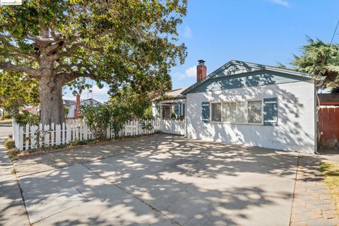 A home in San Leandro