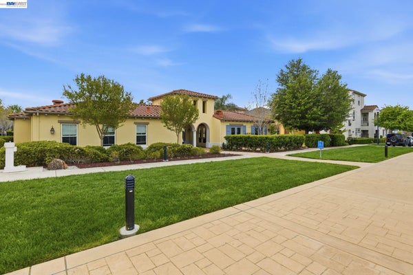 152 HELIGAN LN, LIVERMORE, CA 94551 - Image 17ffd5a806af98f81e779b7c3bd648b1/1339097169