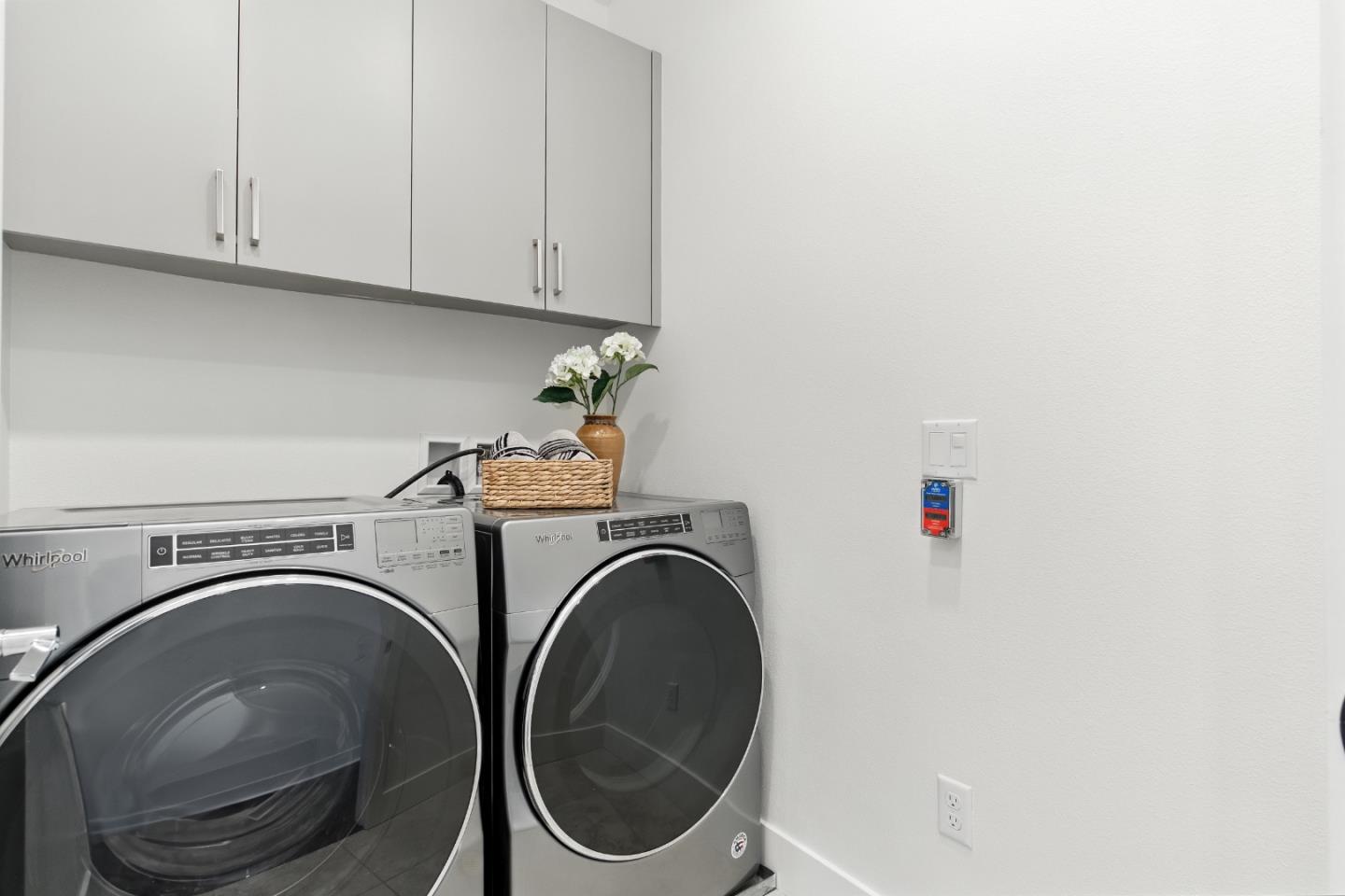 Fremont, California 94539, United States, 3 Bedrooms Bedrooms, ,2 BathroomsBathrooms,Residential,Active,160526