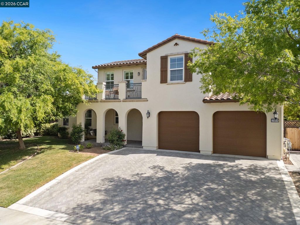 Photo of 2854 Lowell Ct, San Jose, CA 95121 (MLS # 41129180)