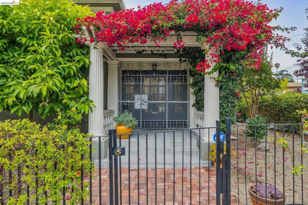 Photo of 2739 10Th Ave, Oakland, CA 94606 (MLS # 41145797)