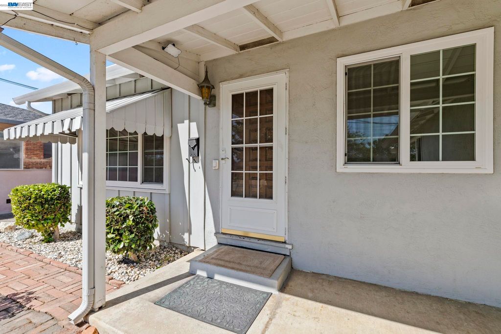 Photo of 40272 Davis St, Fremont, CA 94538 (MLS # 41131900)