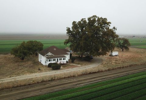 A home in San Juan Bautista