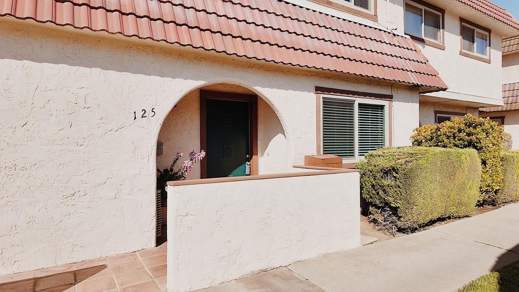 Photo of 125 Villa Pacheco Court, Hollister, CA 95023 (MLS # ML82048187)