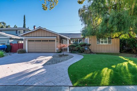 Photo of 2258 Highland Park Lane, Campbell, CA 95008 (MLS # ML82029382)