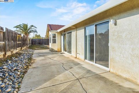 A home in Los Banos