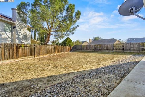 A home in Los Banos