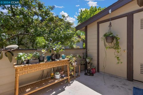 A home in San Leandro