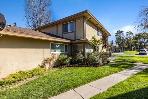 A home in Union City