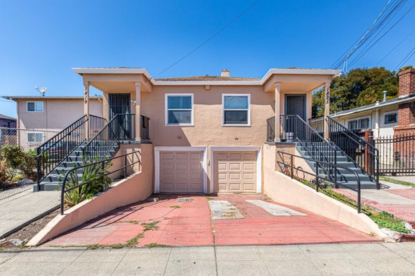 1821 74TH AVE, OAKLAND, CA 94621 - Image 1b25d395e95359ea1e446dfbd7ebc8cb/3150773517