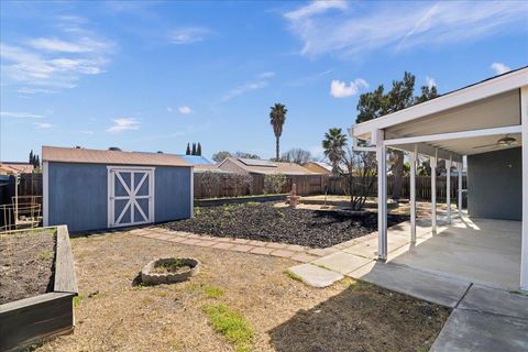 A home in Los Banos