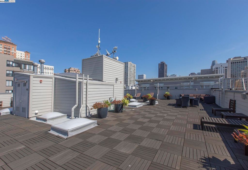 Photo of 901 Bush Street #602, San Francisco, CA 94109 (MLS # 41116034)