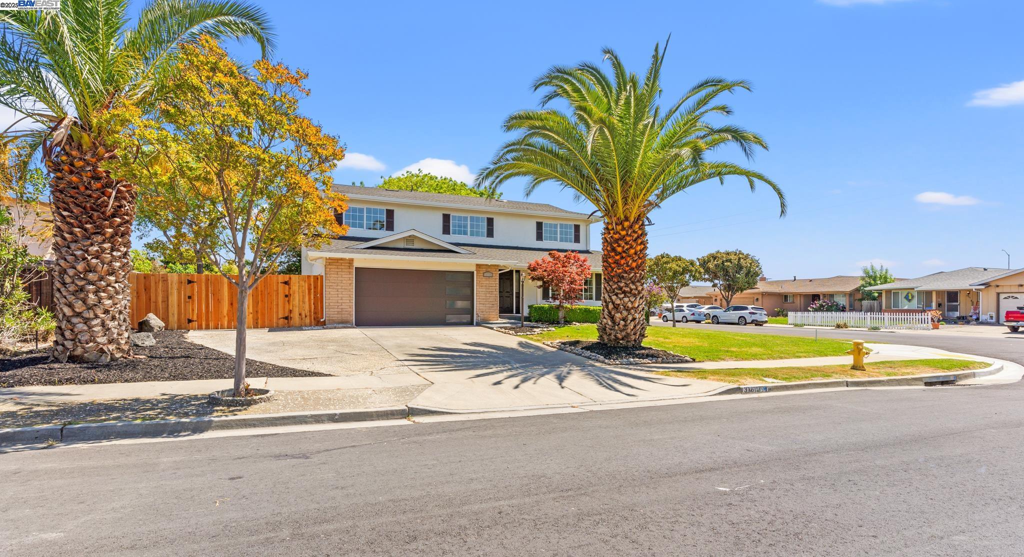 37807 Lobelia Dr