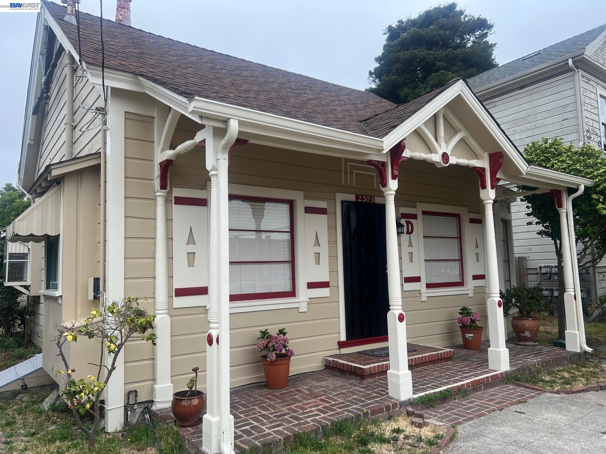 2305 San Jose Ave