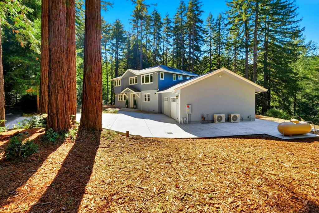 Photo of 6 Timber Ridge Lane, Scotts Valley, CA 95066 (MLS # ML82025652)